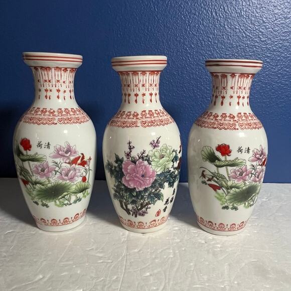 Set of 3 Vintage Chinese Porcelain Vases Hand-Painted Floral with Red Seal Mark - Picture 1 of 6